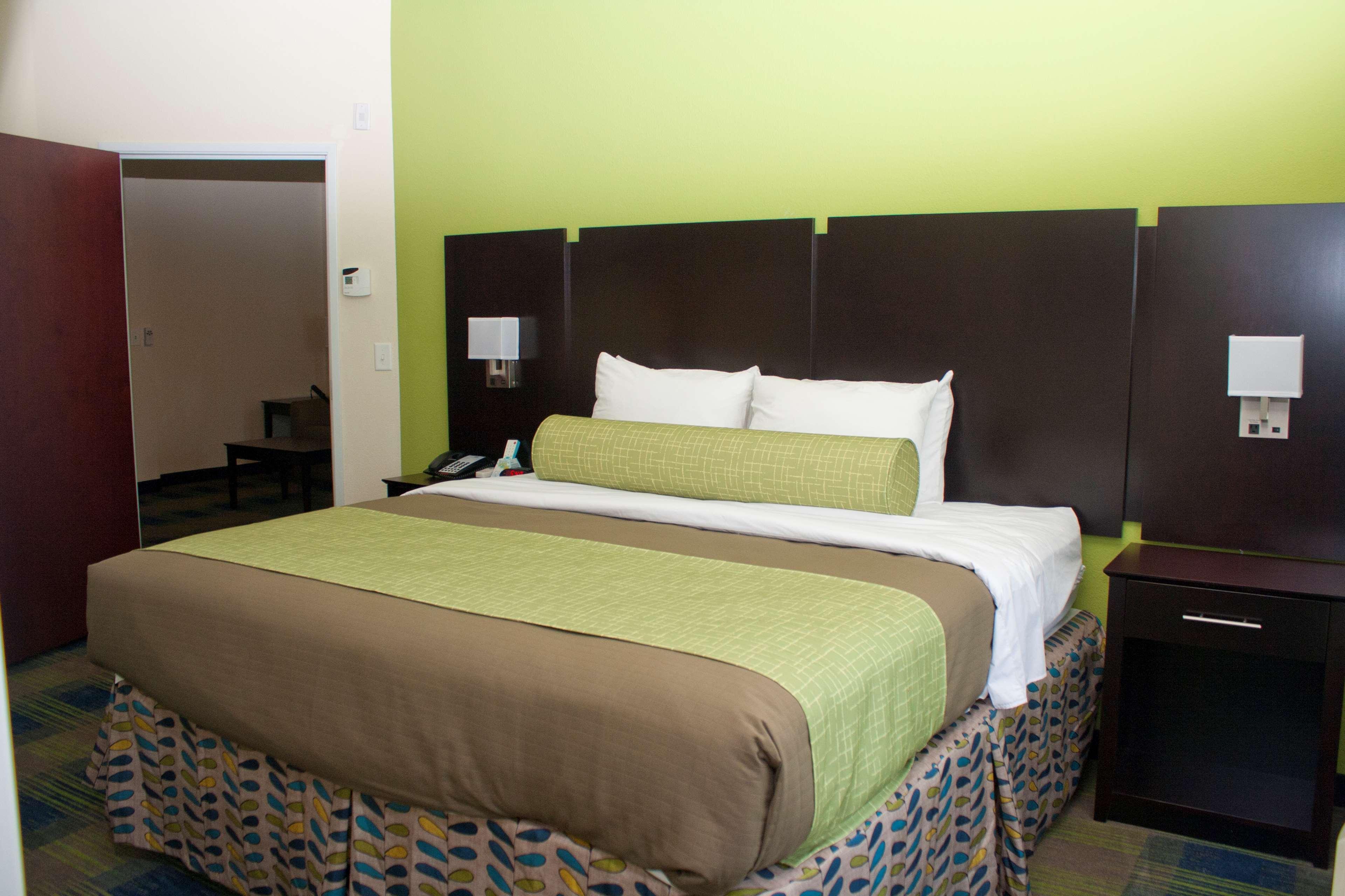 Best Western Plus Pratt Εξωτερικό φωτογραφία