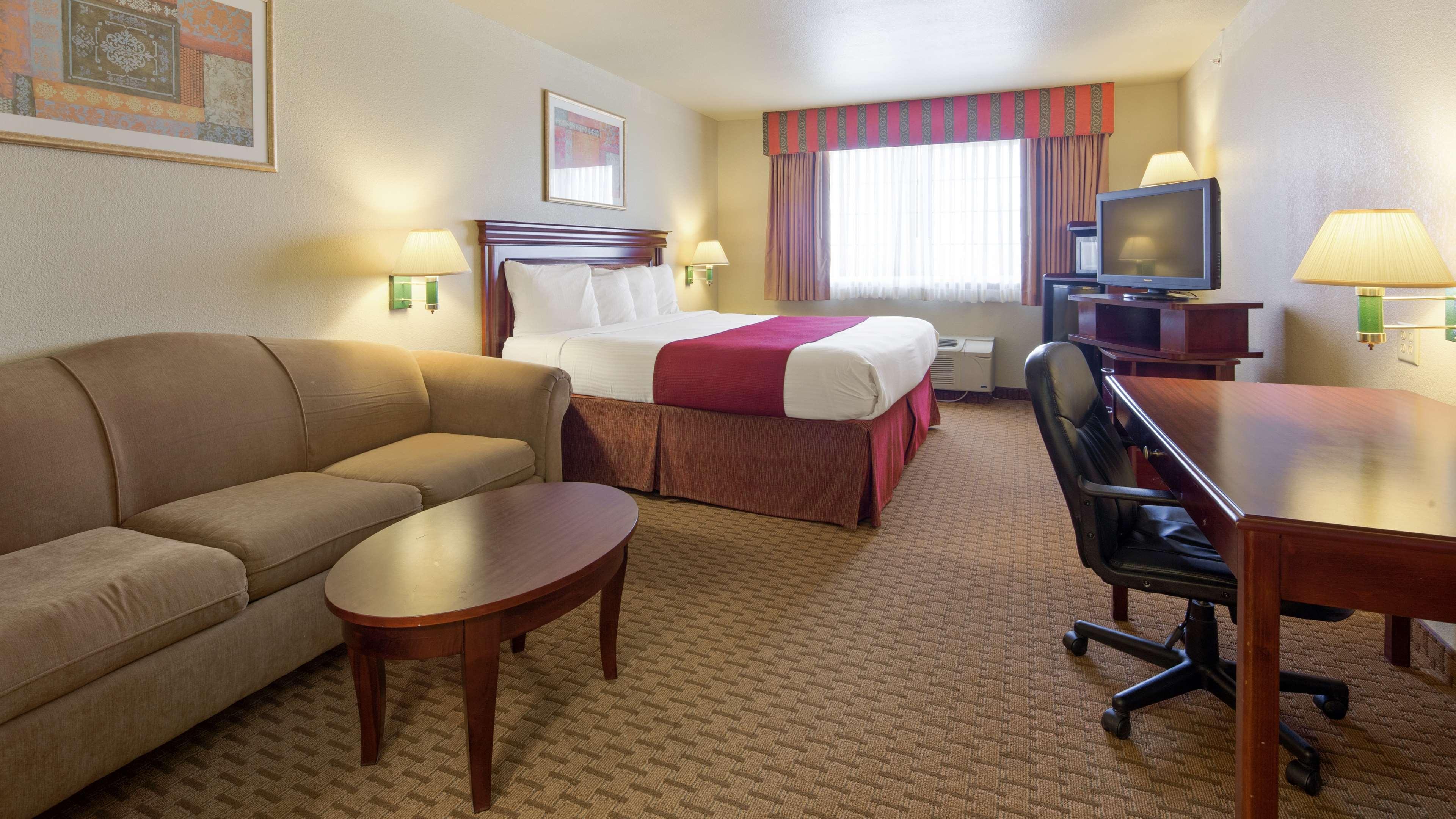 Best Western Plus Pratt Εξωτερικό φωτογραφία