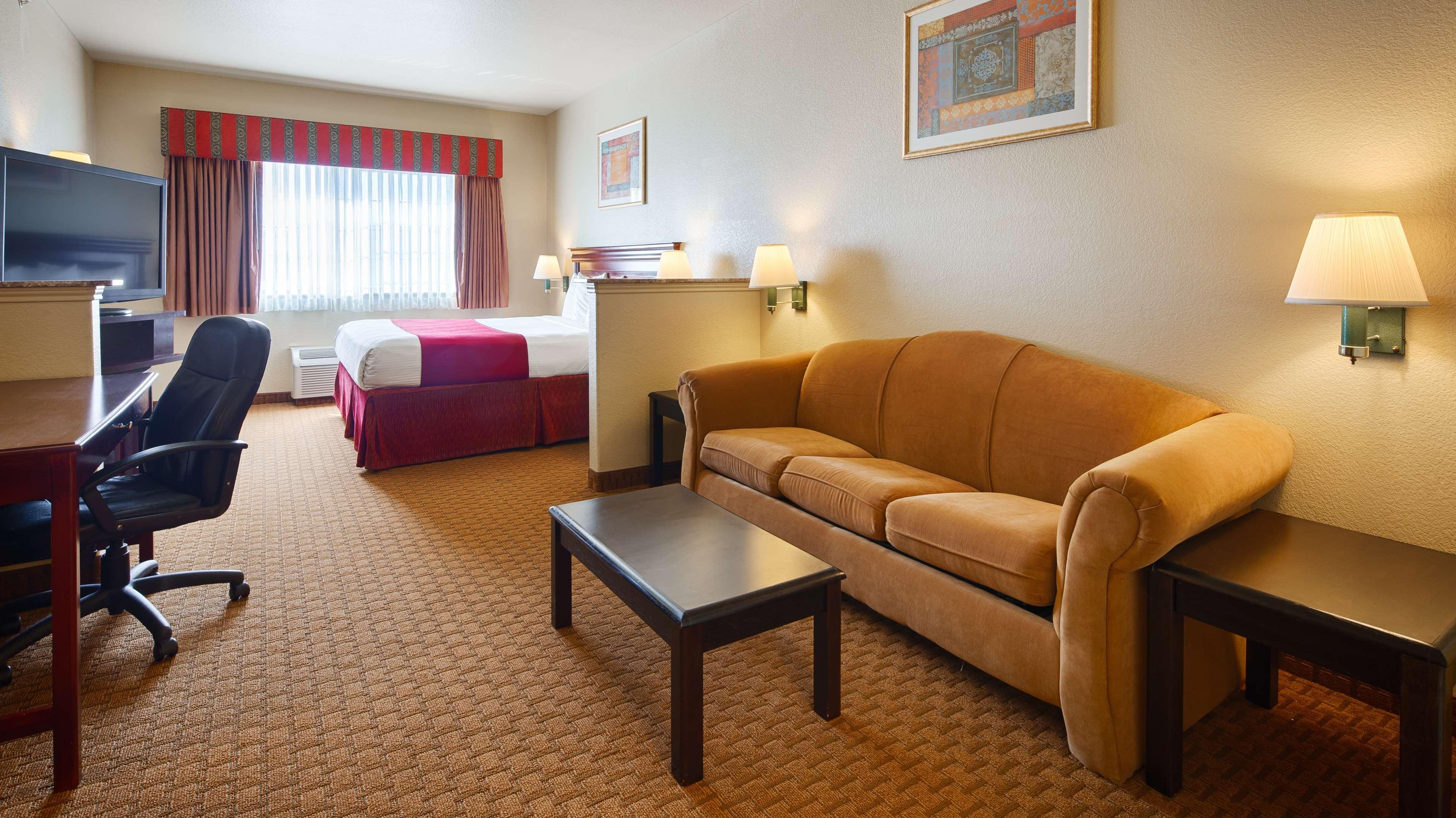 Best Western Plus Pratt Εξωτερικό φωτογραφία