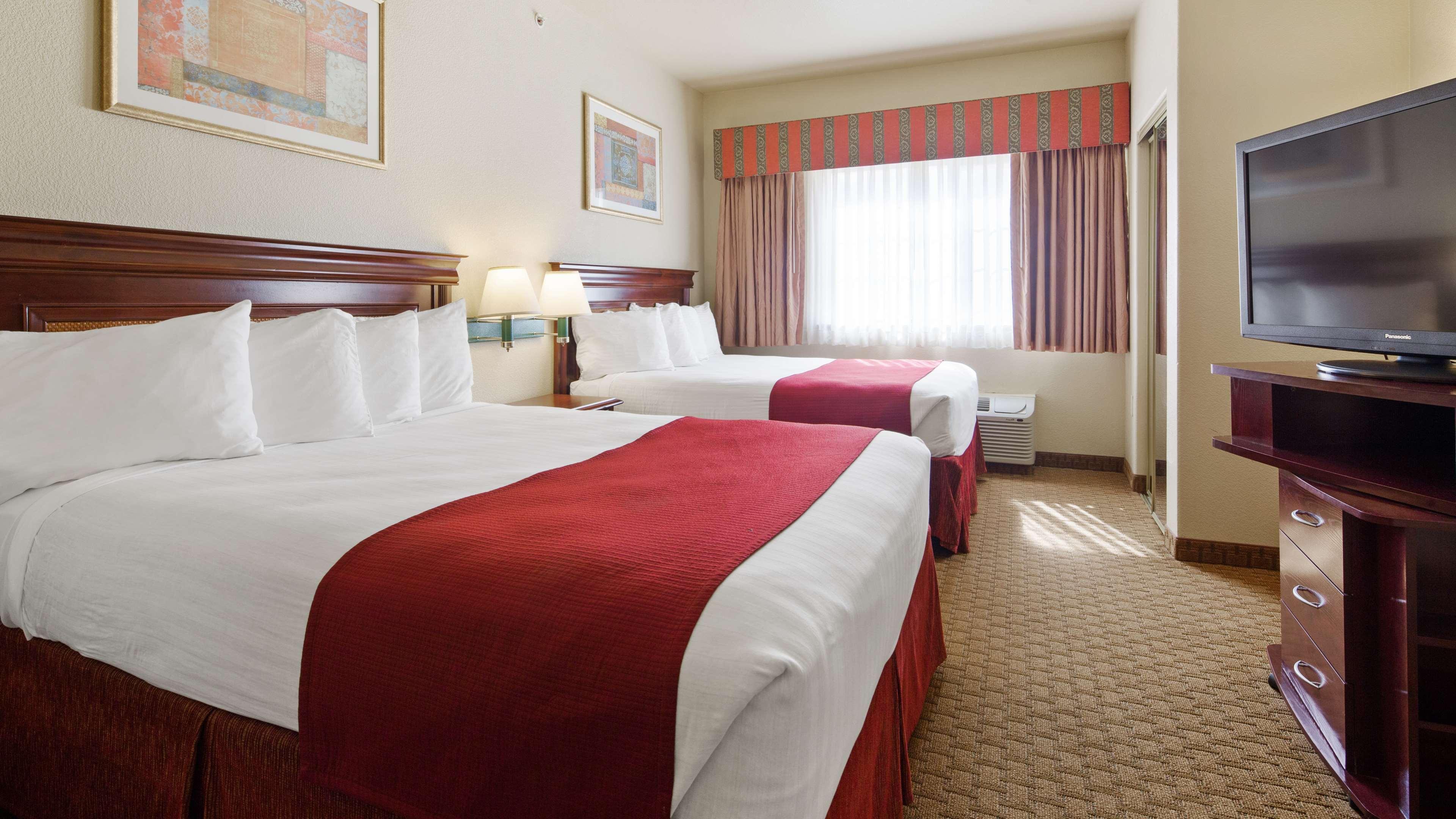 Best Western Plus Pratt Εξωτερικό φωτογραφία