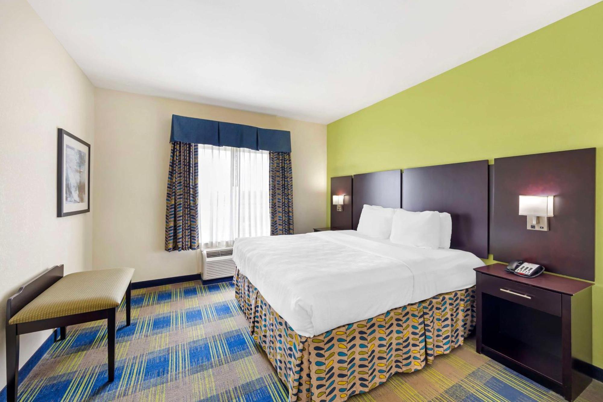 Best Western Plus Pratt Εξωτερικό φωτογραφία