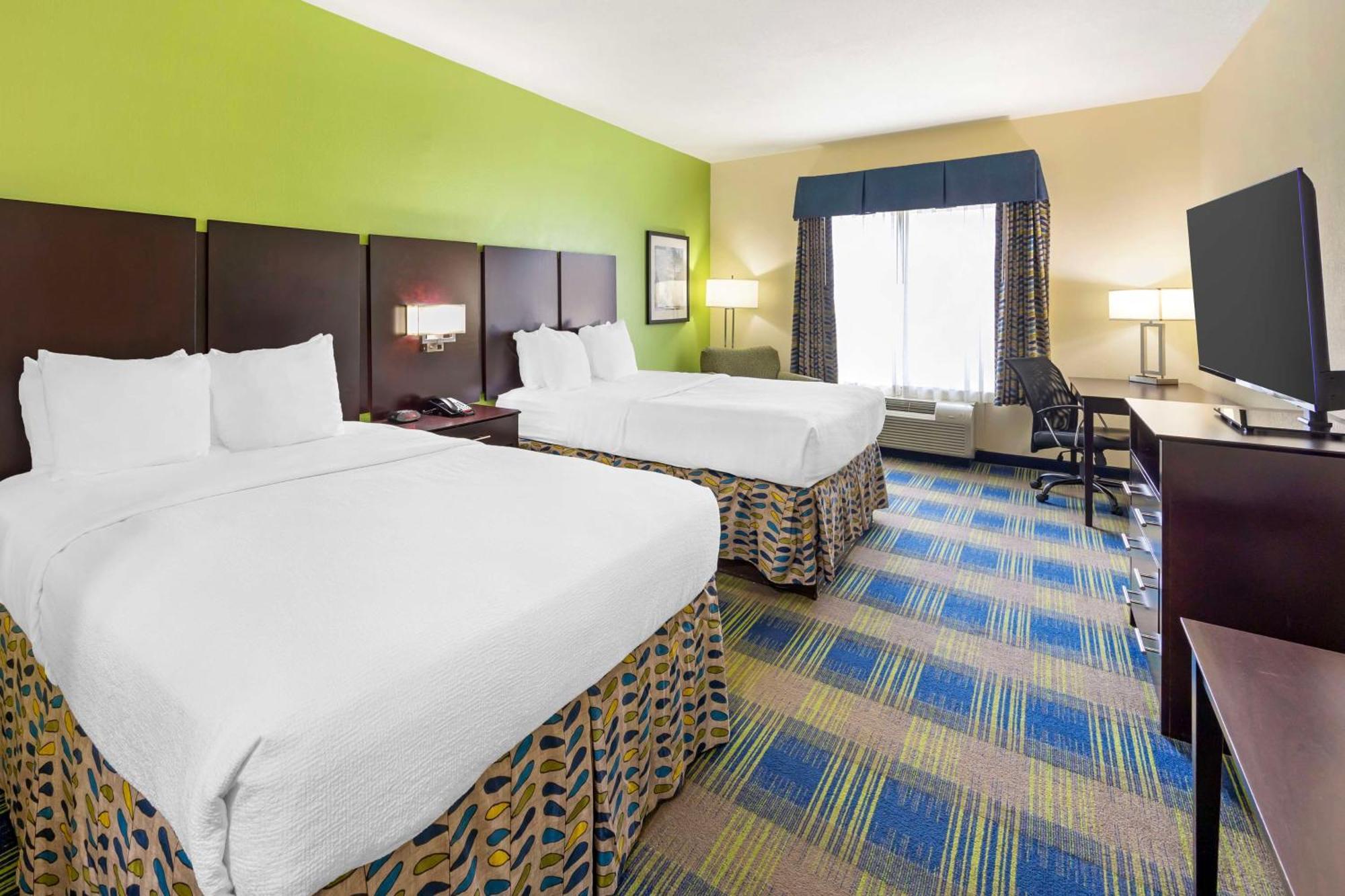 Best Western Plus Pratt Εξωτερικό φωτογραφία
