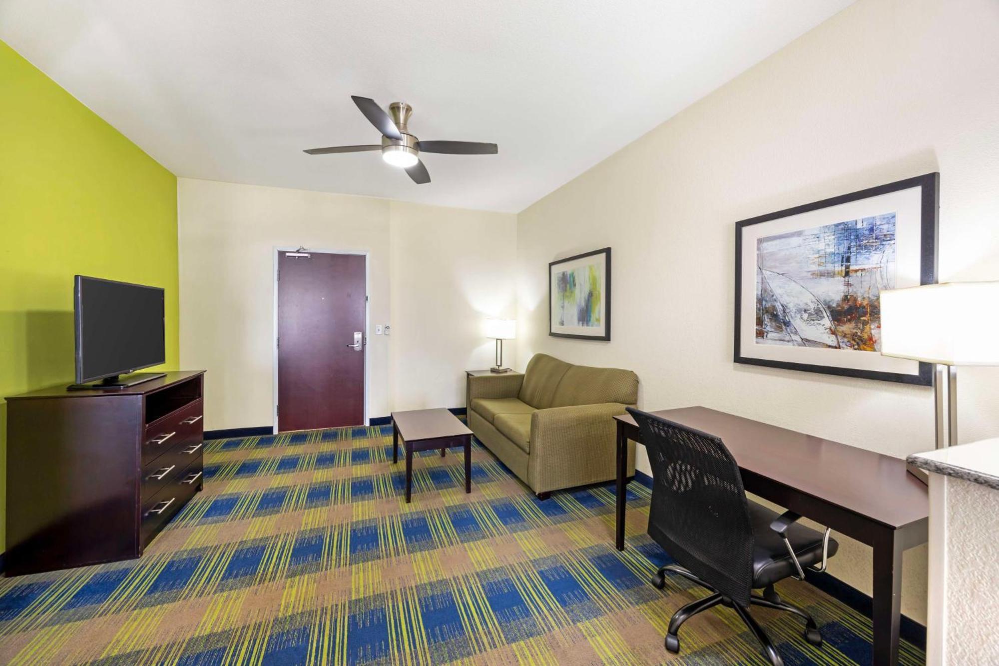 Best Western Plus Pratt Εξωτερικό φωτογραφία